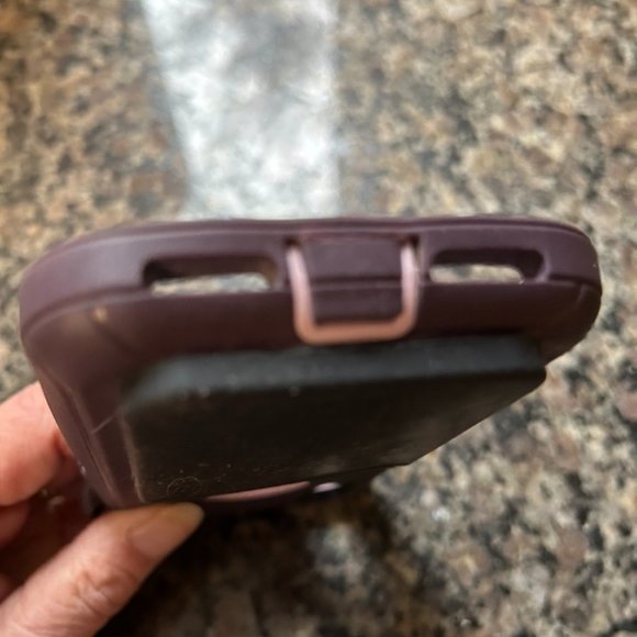 2 Tone Purple Otterbox for iPhone X or Xs - Picture 11 of 15
